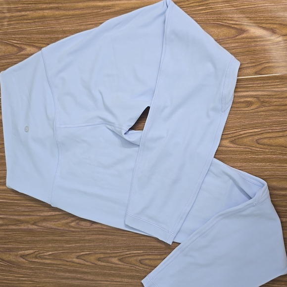 Lululemon Athletica Women's White Leggings - Picture 4 of 7